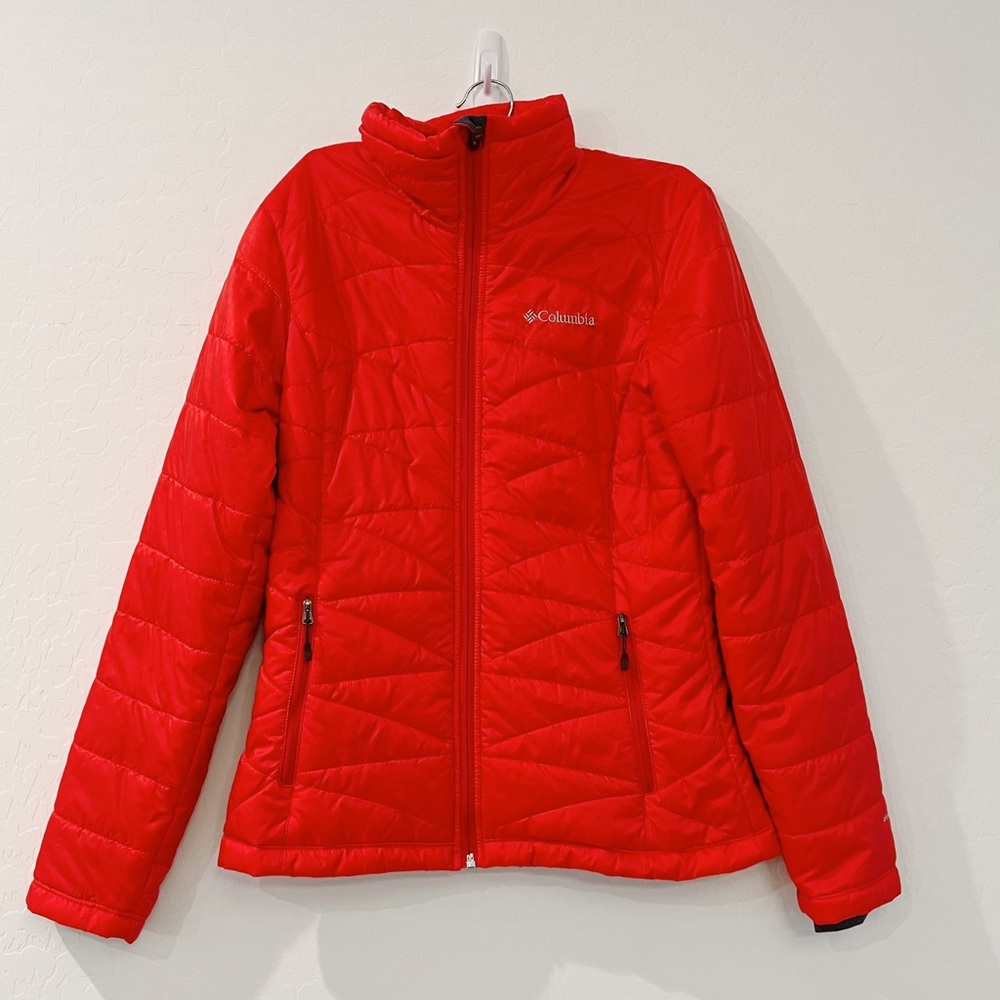 Columbia women's insulated  omni shield advanced repellency jacket: RED